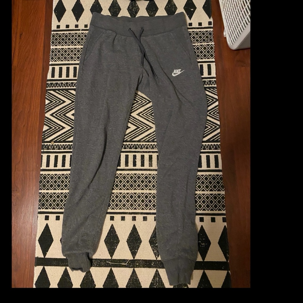 Nike joggers